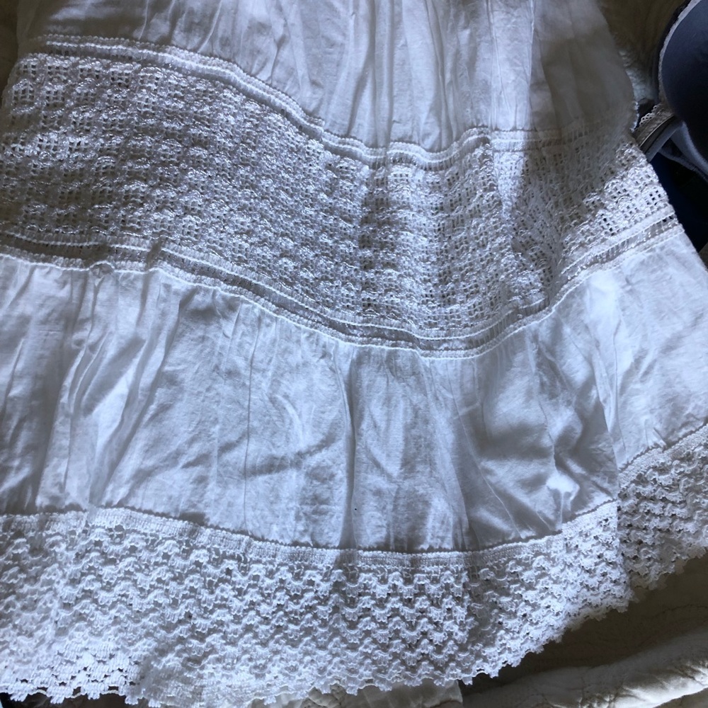 NWT white duster skirt with lace
